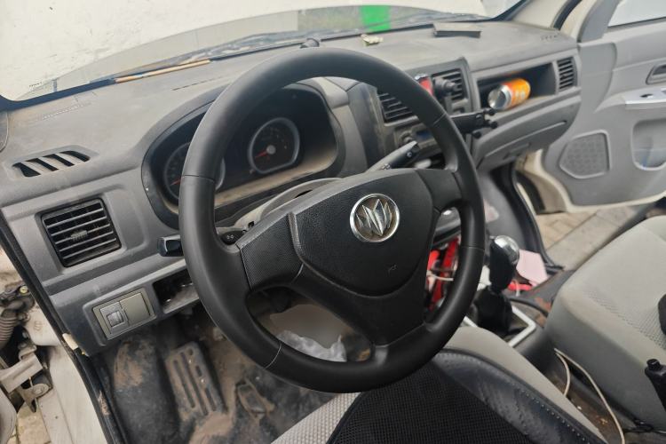 Used Nlmmotor Qiteng M70 2022 1.5L M70L Van Basic Version DAM15KR