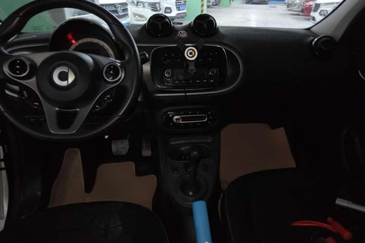 Used smart forfour 2016 1.0L 52 kW Passion Edition