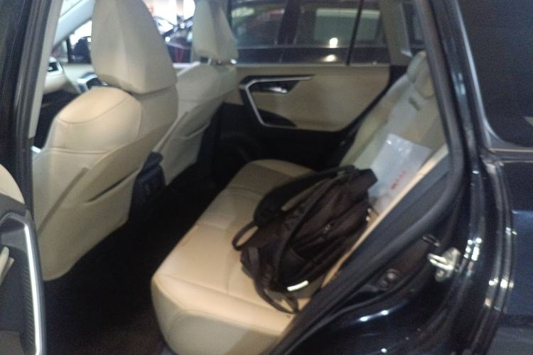 Used Toyota RAV4 2020 2.0L CVT Two-Wheel Drive Fashion PLUS Edition