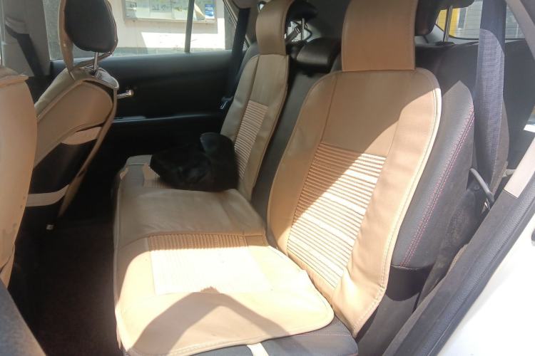 Used BYD S6 2013 Jingyue Edition 2.0L Manual Luxury Model 5 Seats