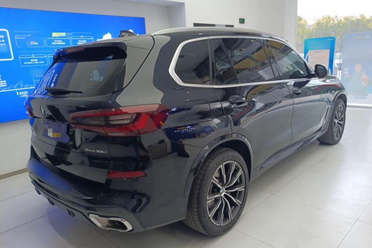 Used BMW X5 2022 Restyled xDrive 30Li Luxury Version M Sport Package
