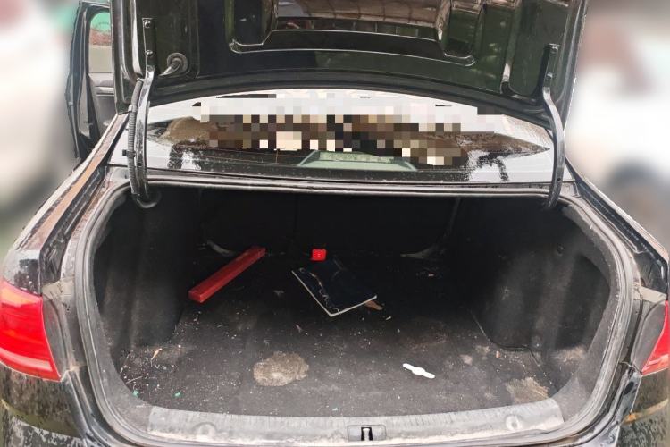 Used Volkswagen Lavida 2015 1.6L Manual Comfort Edition Trunk