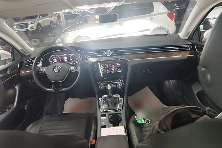 Used Volkswagen Magotan 2018 330TSI DSG Luxury Model