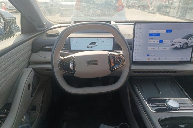 Used Geely Galaxy 8 2025 130km EM-P Starship Edition