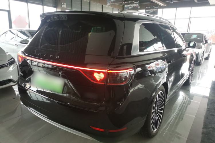 Used Hima AITO M9 2025 Extended-Range Ultra Version 52 kWh 6-Seater Rear Right 45 Deg