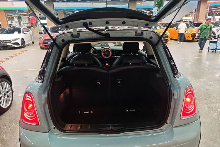 Used MINI MINI 2011 1.6L COOPER Excitement