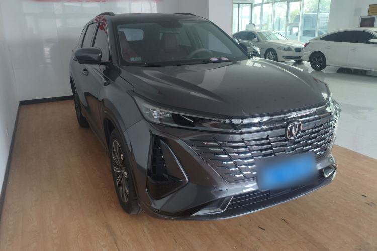 Used CHANGAN CS75 PLUS 2023 3rd Generation 1.5T Automatic Prestige Model Front Right 45 Deg