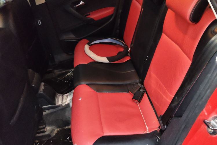 Used Volkswagen Polo 2016 1.6L Automatic Comfort Model
