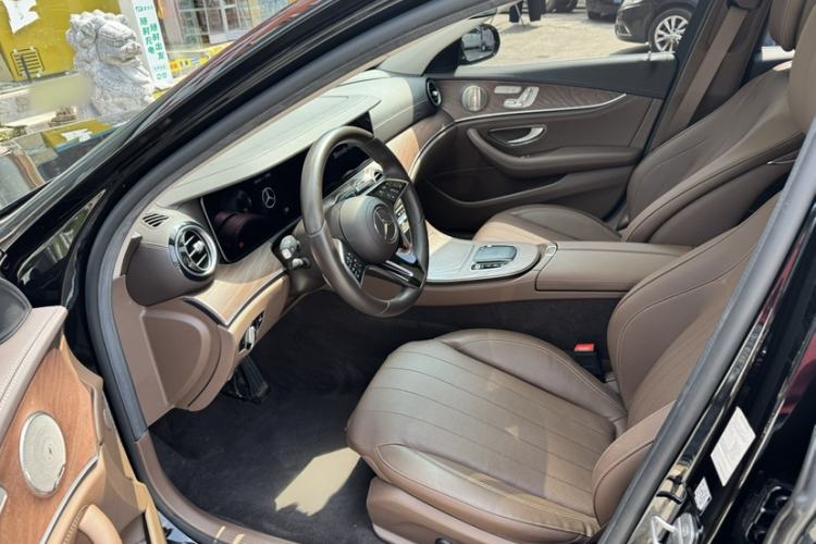 Used Mercedes-Benz E-Class 2021 Facelift E 300 L Stylish Edition Interior 2