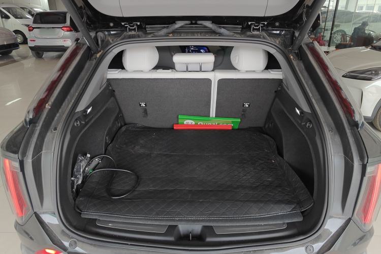 Used Cadillac OPTIQ 2024 Standard Range Version
