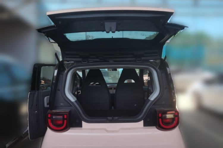 Used Chery QQ Ice Cream 2022 120km Conical Shape Lithium Iron Phosphate Trunk