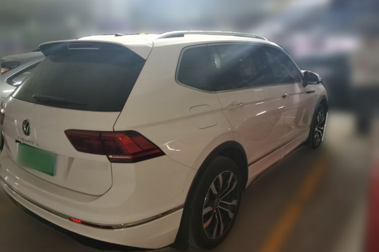 Used Volkswagen Tiguan L 2021 330TSI Automatic Two-Wheel Drive R-Line Flagship Edition Rear Right 45 Deg