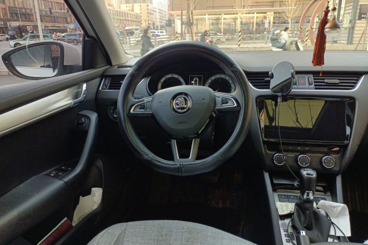 Used Skoda Octavia 2019 TSI230 DSG SmartDrive Luxury Edition China VI
