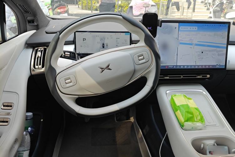 Used XPeng P7+ 2024 Long-Range Max Steering Wheel