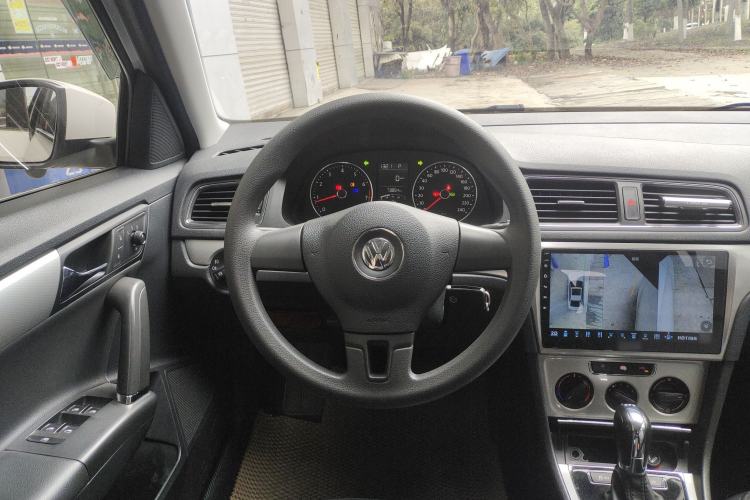 Used Volkswagen Gran Lavida 2013 1.4 TSI Automatic Comfort Model
