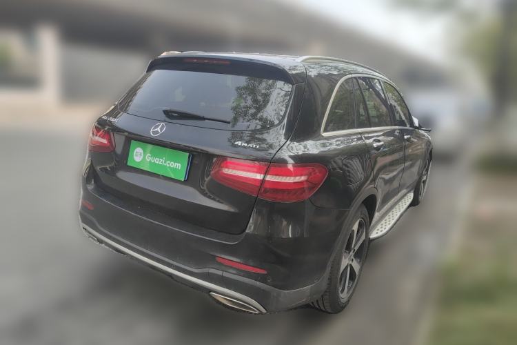 Used Mercedes-Benz GLC 2019 Facelift GLC 260 L 4MATIC Luxury Model Rear Right 45 Deg