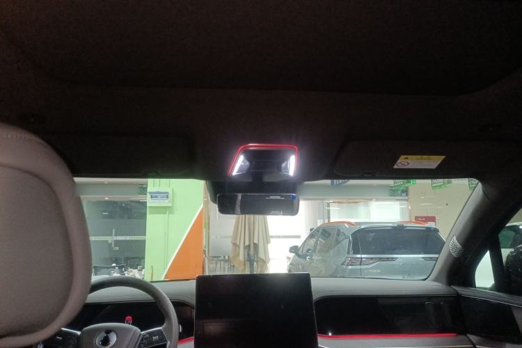 Used Denza N9 2025 Flagship Model
