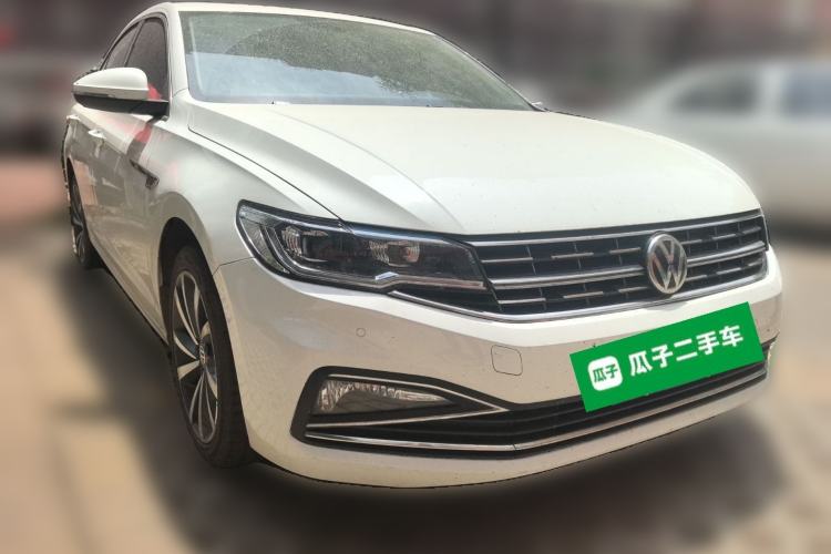 Used Volkswagen Bora 2020 1.5L Automatic Elite Version Front Right 45 Deg