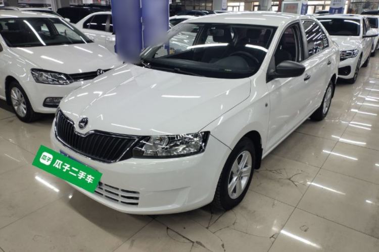Used Skoda Rapid 2016 1.6L Automatic Front-Wheel Drive Model