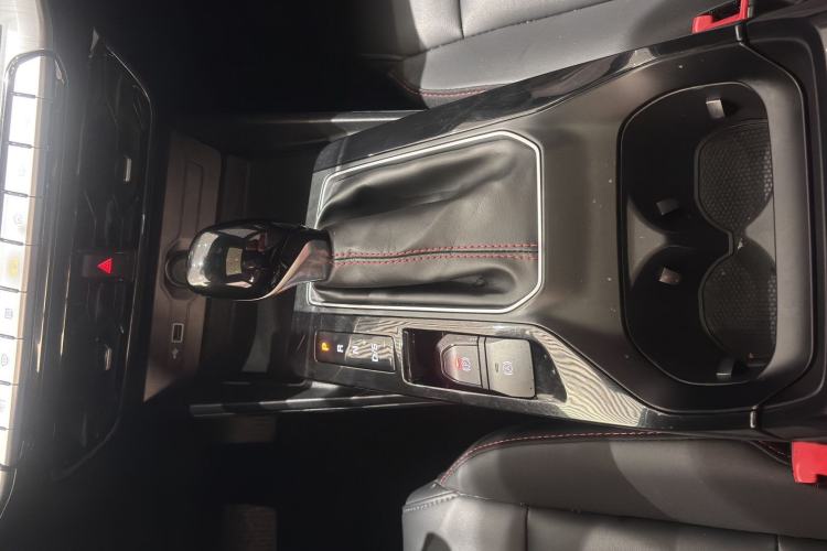 Used MG 5 2021 Revised Version 180 DVVT CVT Youth Luxury Edition