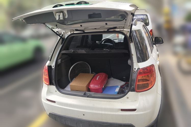 Used Suzuki SX4 2012 1.6L Automatic Ruiqi Model Trunk