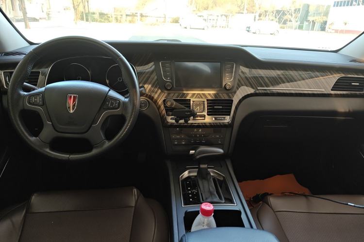 Used Hongqi H7 2021 1.8T Comfort Edition Center Console