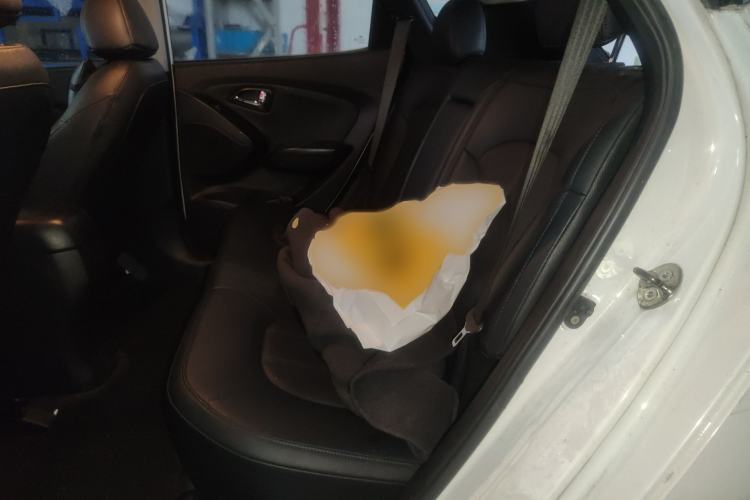 Used Hyundai ix35 2015 2.0L Automatic 2WD Smart Type China IV