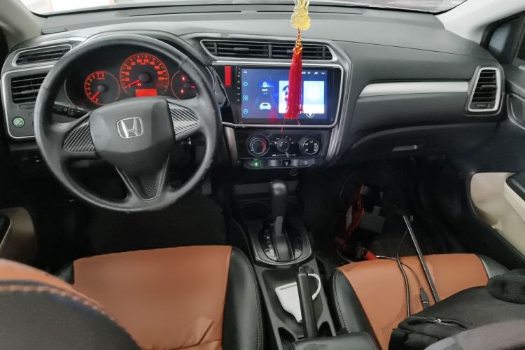 Used Honda Greiz 2016 1.5L CVT Comfort Version Center Console
