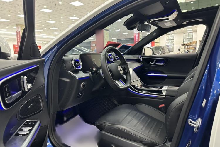 Used Mercedes-Benz C-Class 2022 Restyled C 260 L Sport Edition Interior 3