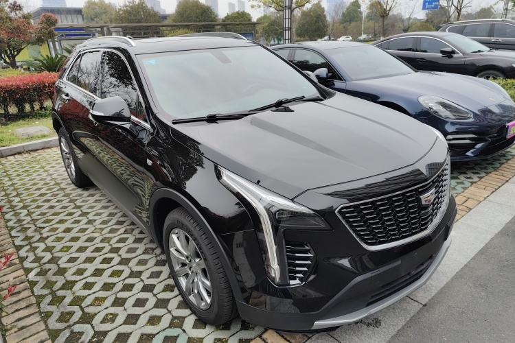Used Cadillac XT4 2021 28T Two-Wheel Drive Leading Version
