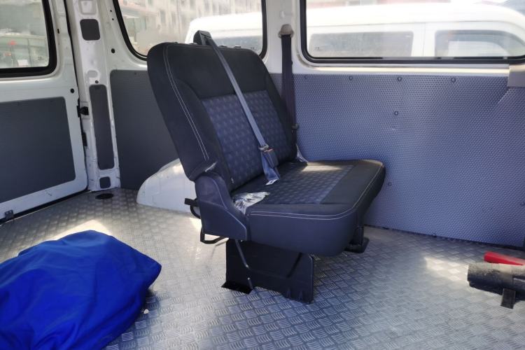 Used SAIC MAXUS Xintu V80 2021 2.0T Manual Classic Aoyuntong Short Wheelbase Mid-Roof 5/6-Seater Left Rear Seat