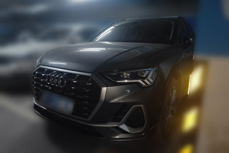 Used Audi Q3 2021 35 TFSI Fashion Dynamic Model