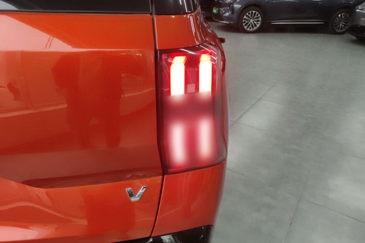 Used AION V 2024 Aion Tyrannosaurus 650 LiDAR Edition
