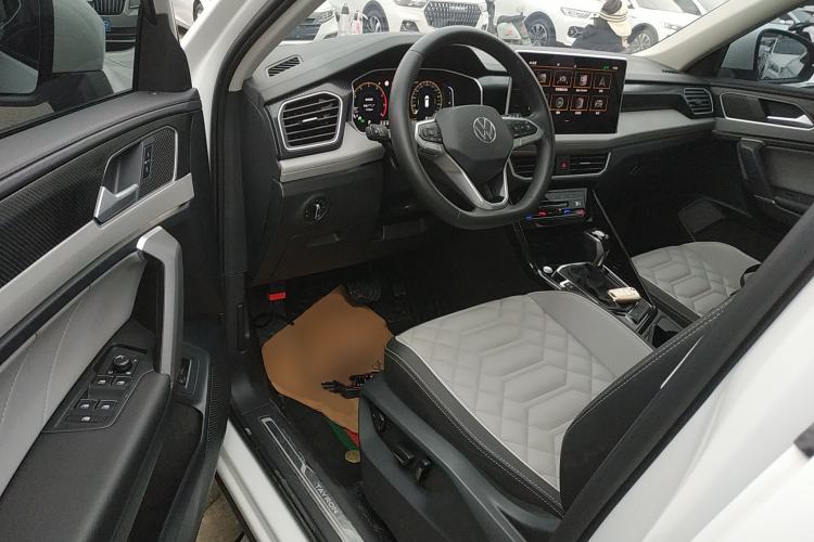 Used Volkswagen Tayron 2023 330TSI Two-Wheel-Drive Luxury Plus Advanced Version
