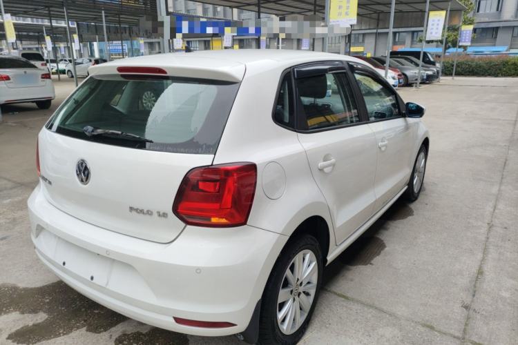 Used Volkswagen Polo 2014 1.6L Manual Comfort Edition
