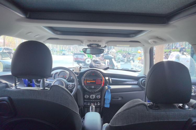 Used MINI 2018 1.5T COOPER Classic Edition
