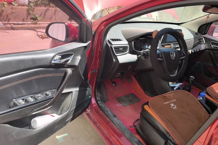 Used Baojun 310 2016 1.2L Manual Luxury Model

