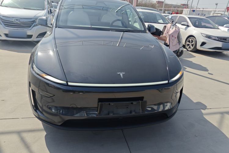 Used Tesla Model Y 2025 Rear-Wheel Drive First Edition
