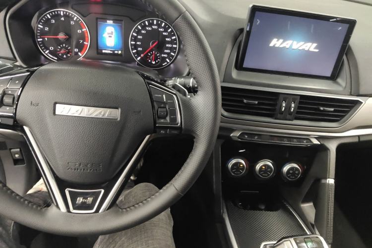 Used Haval H6 2021 Sport Edition 1.5T Automatic Elite Smart Connectivity Model with Hexagonal Grille