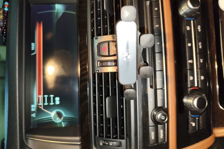 Used BMW 5 Series 2017 525Li Leading Model
