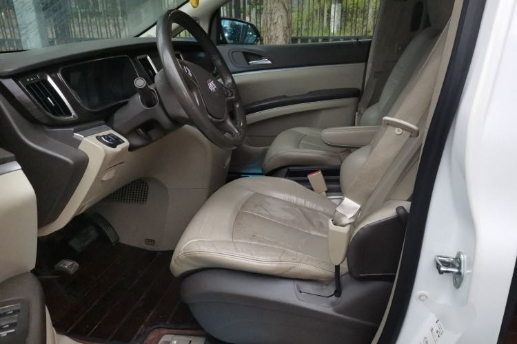 Used Buick GL8 2013 3.0L XT Luxury Business Flagship Edition Left Front Seat