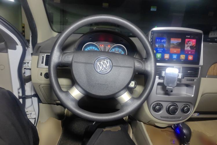 Used Buick Excelle 2015 1.5L Automatic Classic Model
