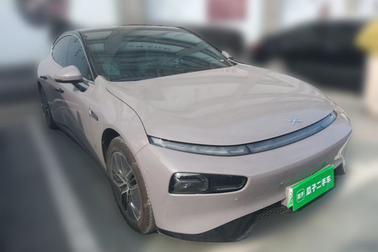 Used XPeng P7 2024 P7i 550 Pro Front Right 45 Deg