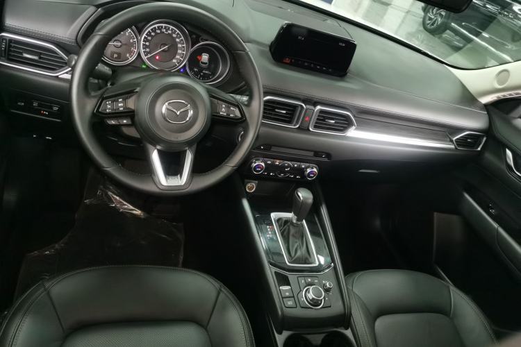 Used Mazda CX-5 2020 Revised Version 2.0L Automatic Two-Wheel Drive ZhiZun Trim Center Console