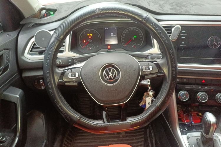 Used Volkswagen T-ROC 2021 280TSI DSG Two-Wheel Drive Elite Connect Edition