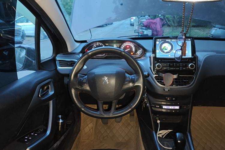 Used Peugeot 2008 2014 1.6L Manual Fashion Edition