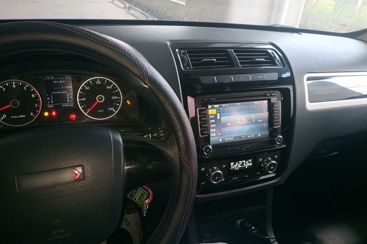 Used Yema T70 2015 1.8L Manual Elite Model
