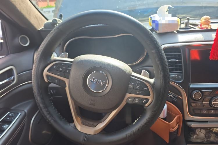 Used Jeep Grand Cherokee 2015 3.6L Flagship Prestige Edition
