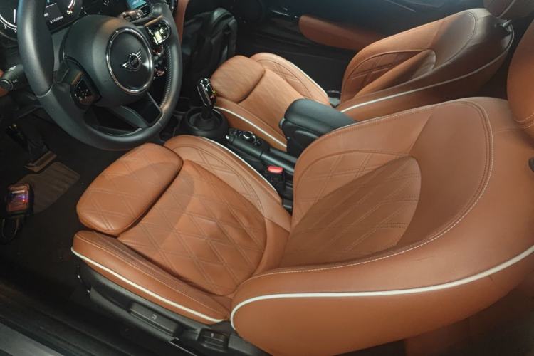 Used MINI 2022 Updated 1.5T COOPER Artist
