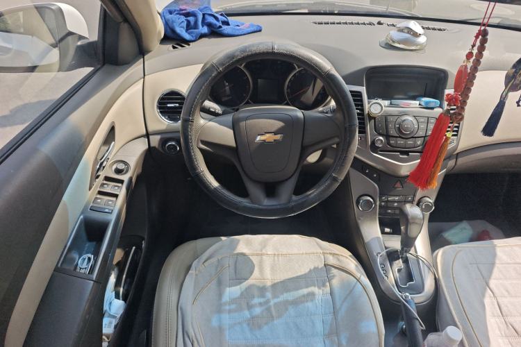 Used Chevrolet Cruze 2015 1.5L Classic SE AT
